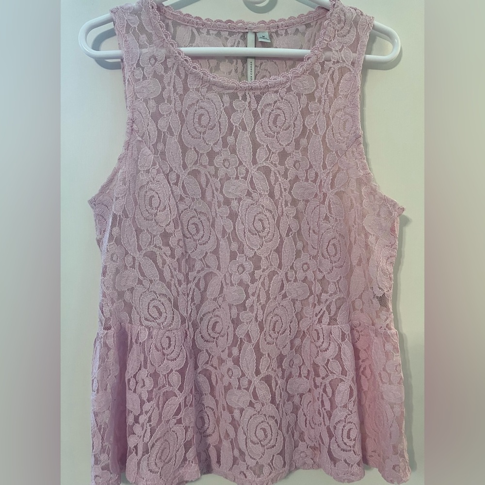Lauren Conrad purple sheet layering peplum shirt/camisole medium